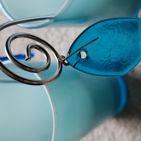 Blue Glass Tealight Holders with Glass Fish - Picture 10 of 10